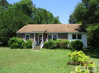 30 E Pierce Rd, Roanoke Rapids, NC 27870