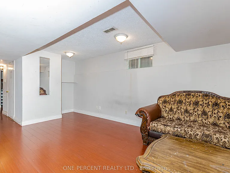 52 Timberlane Dr #BASEMENT — Photo 11