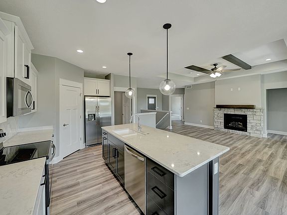 5th image of 8630 S 51st St