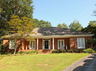 1500 Beacon Ct, Mobile, AL 36695