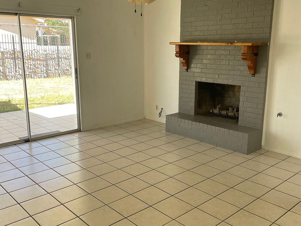 1st image of 10669 Coralstone Dr