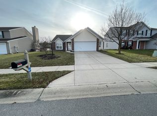 12385 Barnstone Ct, Fishers, IN