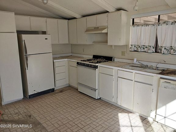 5th image of 10800 E Oak Creek Valley Drive