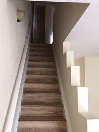 3rd image of 204 Palm Cir E