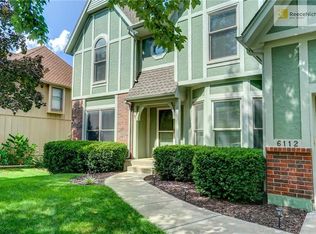 6112 W 157th St, Overland Park, KS 66223