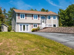 222 Westwood Blvd, Halifax, NS B3Z 1N1