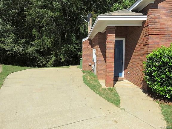 2nd image of 7003 Oak Side Ct