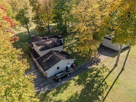 5th image of 6200 Jacqueline Dr NE