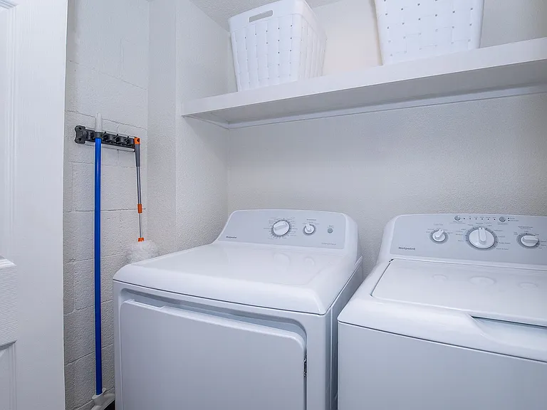 Agave Ridge Apartments — Photo 16