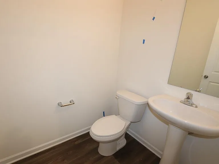 342 Rayland St — Photo 16