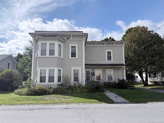 3rd image of 202 Maple Street