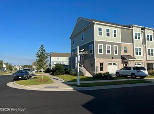 224 Gray Duck Dr, Beaufort, NC 28516