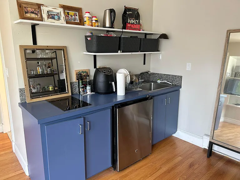 17 Russell St #6 — Photo 10