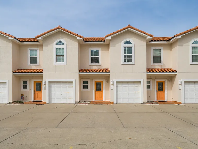 14878 Granada Dr #1-303 — Photo 23