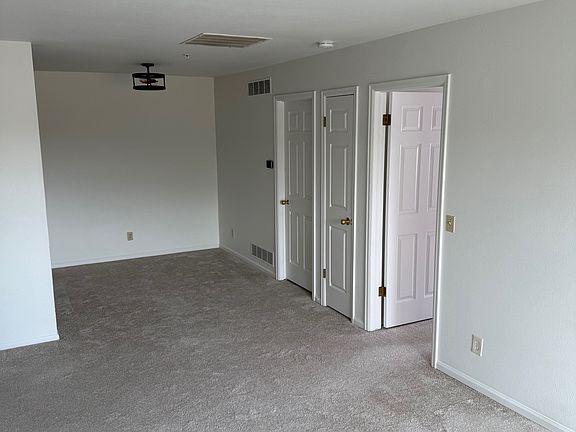 Living Room / Dining Area