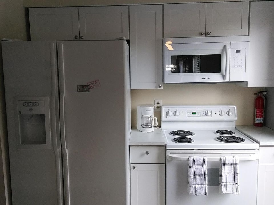 2nd image of 6500 50th Ave N APT 1