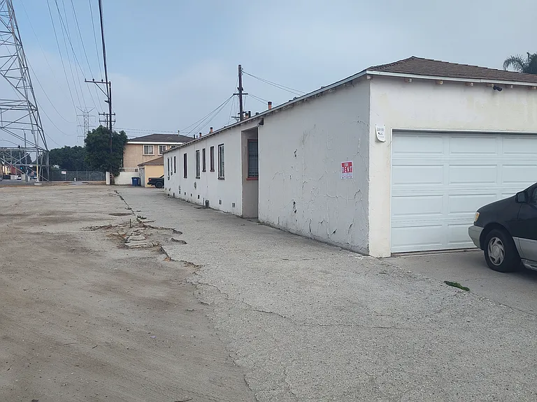 8999 McNerney Ave — Photo 4