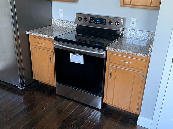 5th image of 2041 Holbeach Dr