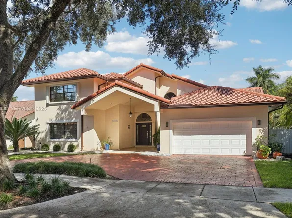 16441 NW 84th Ct, Miami Lakes, FL 33016
