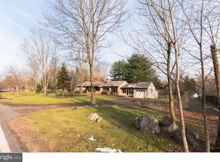 38 Meng Rd, Schwenksville, PA 19473
