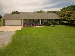 610 Rhonda St, Pryor, OK 74361