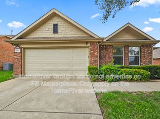1261 Mountain Peak Dr, Haslet, TX 76052
