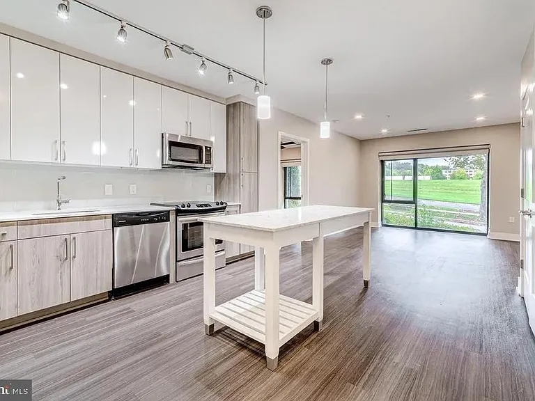 145 Riverhaven Dr #23 — Photo 5
