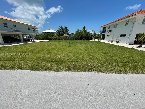 4th image of 30351 Flamingo Ln