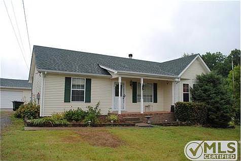 1st image of 105 Garland Ct