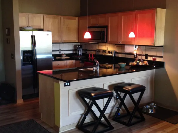 2850 Cedar Ave #304, Minneapolis, MN 55407
