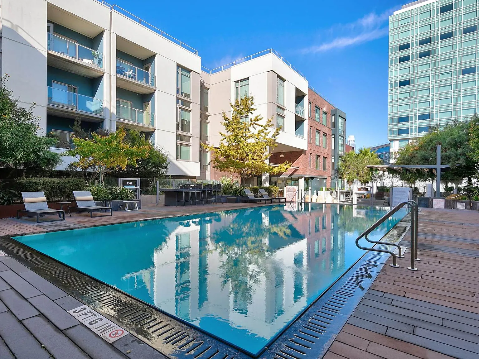 Channel Mission Bay — Photo 4