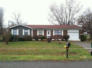 2839 Colonial Dr, Radcliff, KY 40160