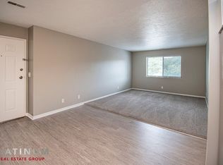 5402 & 5450 S 77th St #5450-11, Omaha, NE 68127