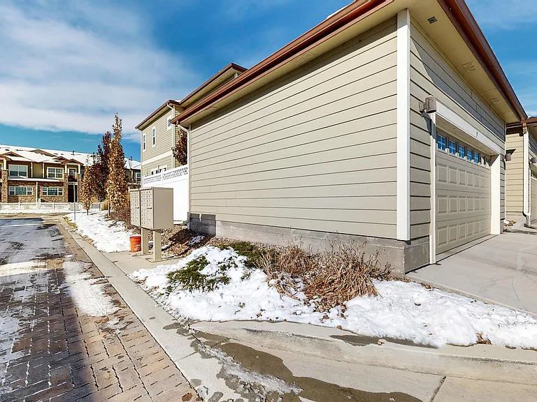 4902 Northern Lights Dr #F — Photo 21