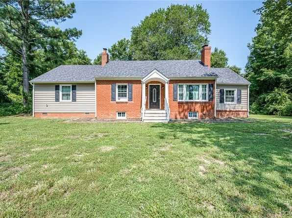 1401 Rose Ann Ln, Sandston, VA 23150