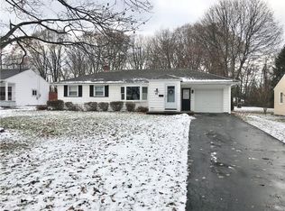 89 Barcrest Dr, Rochester, NY 14616