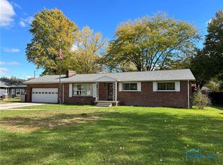 225 Johnson Cir, Defiance, OH 43512