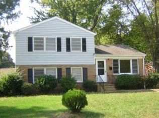 2 Juanita Dr, Hampton, VA 23666