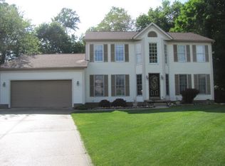 1243 Glenoak Dr, Tallmadge, OH 44278