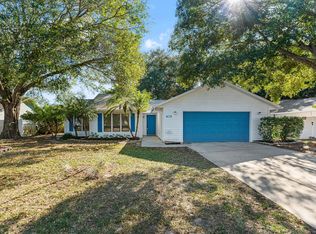 975 4th Lane, Vero Beach, FL 32962