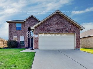 1301 Spanish Moss Dr, Burleson, TX 76028