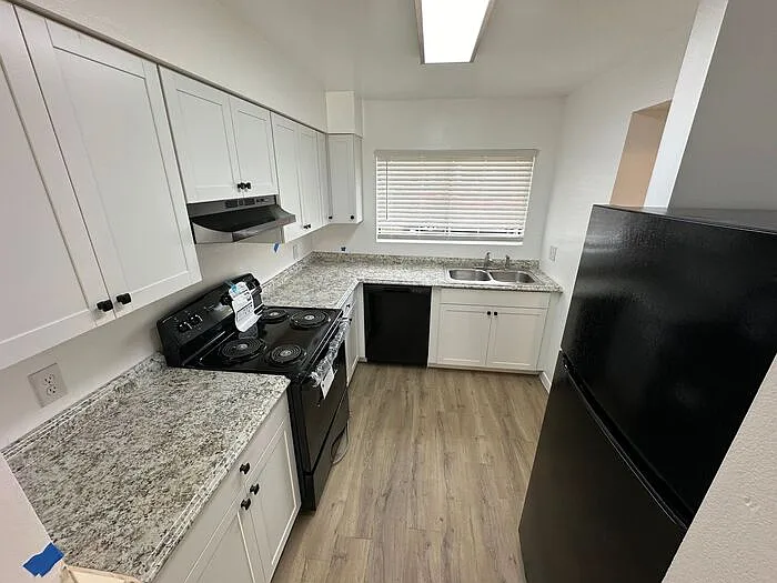 3807 Khayyam Ave — Photo 6