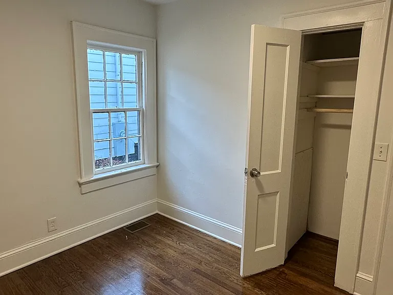 1933 Markone St NW — Photo 17