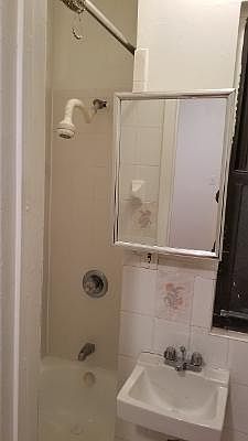 5th image of 412 E 73rd St #C3c