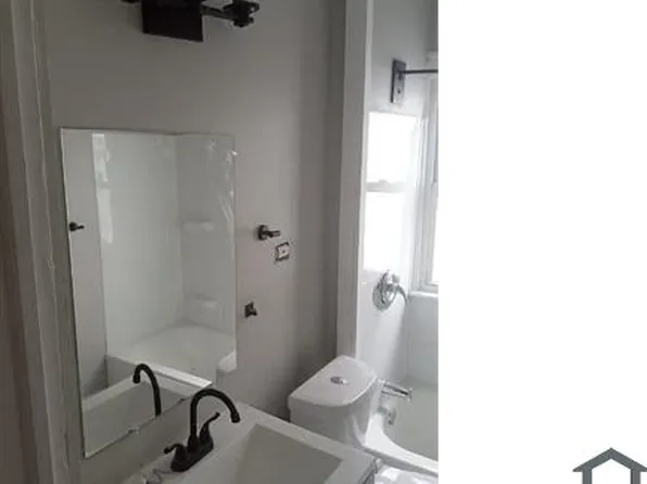 4909 E 84th St, Garfield Heights, OH 44125