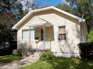 1054 Ada Ave, Muskegon, MI 49442
