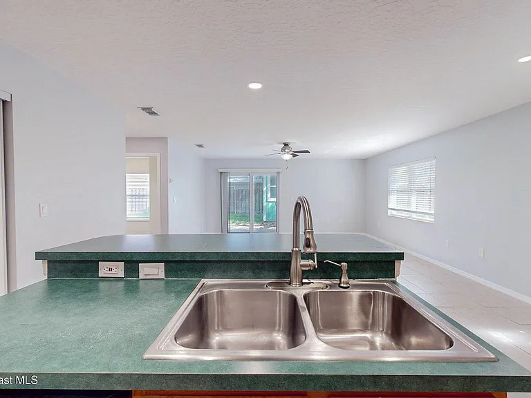 234 Johnson Ave — Photo 14