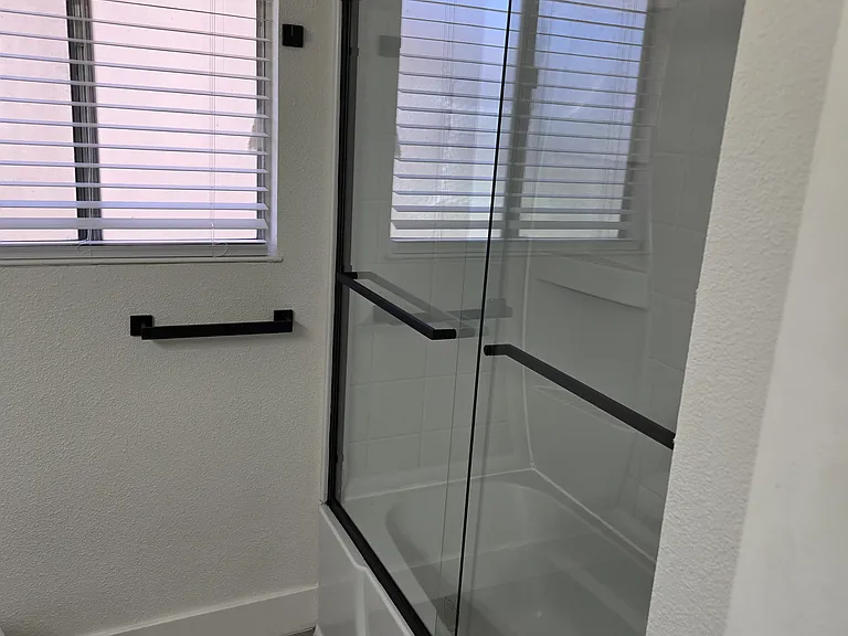 Laguna Dr — Photo 12