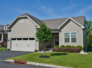 40 Sullivan Rd, Flemington, NJ 08822