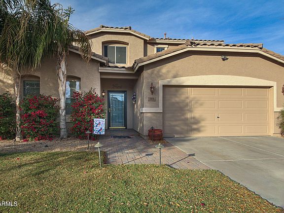 4th image of 388 E Chelsea Dr